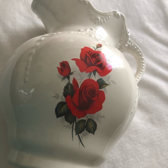 Ceramic Pitcher Large Size - Picture 2 of 5